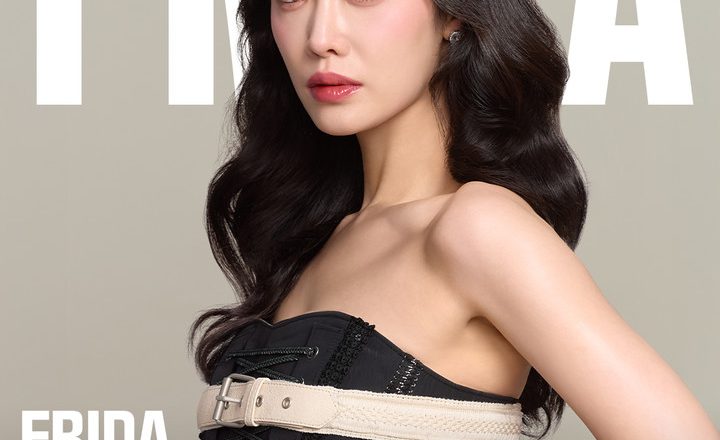“VIVA LA VIDA!” Kim Hee-ra, as Frida Kahlo once again stands…