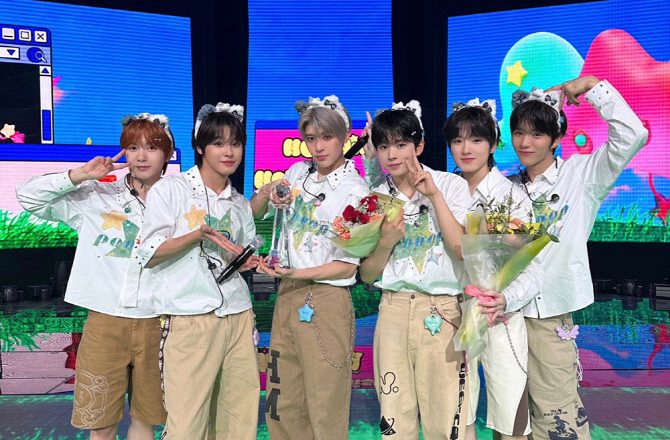 NCT U wins double crown on music shows with ‘Pop Pop’…