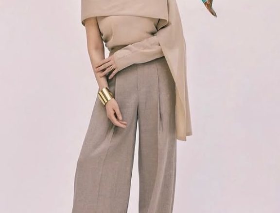 “Elegantly Wearing Time, Kim Hye-soo”
