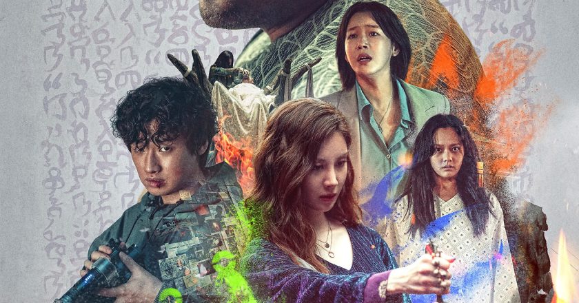 Starting at No. 1 with ‘Holy Night’, a ticketing war with Marvel for ‘Icebreaker’ 

(Note: Please provide the English names of the K-POP artists, group names, album titles, etc.)