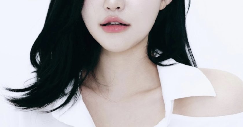 Former DIA member and singer Ahn Somi sues malicious rumor spreader.