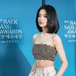 Kim Tae-ri was honored with the Best Acting Award at the Baeksang Arts Awards after three years.