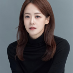Ryu Hyeon-kyung, starting anew in a new nest… Attention on the dual roles of actress and director.