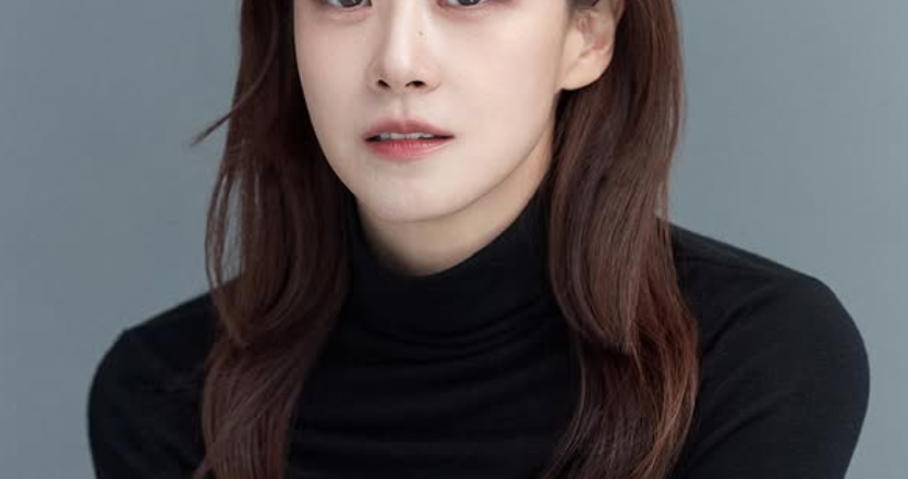 Ryu Hyeon-kyung, starting anew in a new nest… Attention on the dual roles of actress and director.