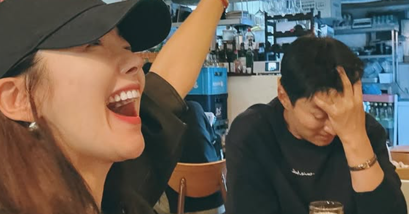 Actress So Yi-hyun and her husband In Gyo-jin made a special bet on the game between the Doosan Bears and the Hanwha Eagles.
