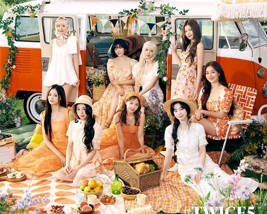 TWICE has released their Japanese best album ‘#TWICE5’ after 3 years…