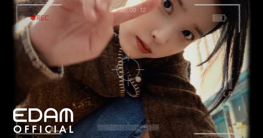 IU unveils track teaser and concept photos for ‘Flower Bookmark Three’… Anticipation rises for her third remake album.